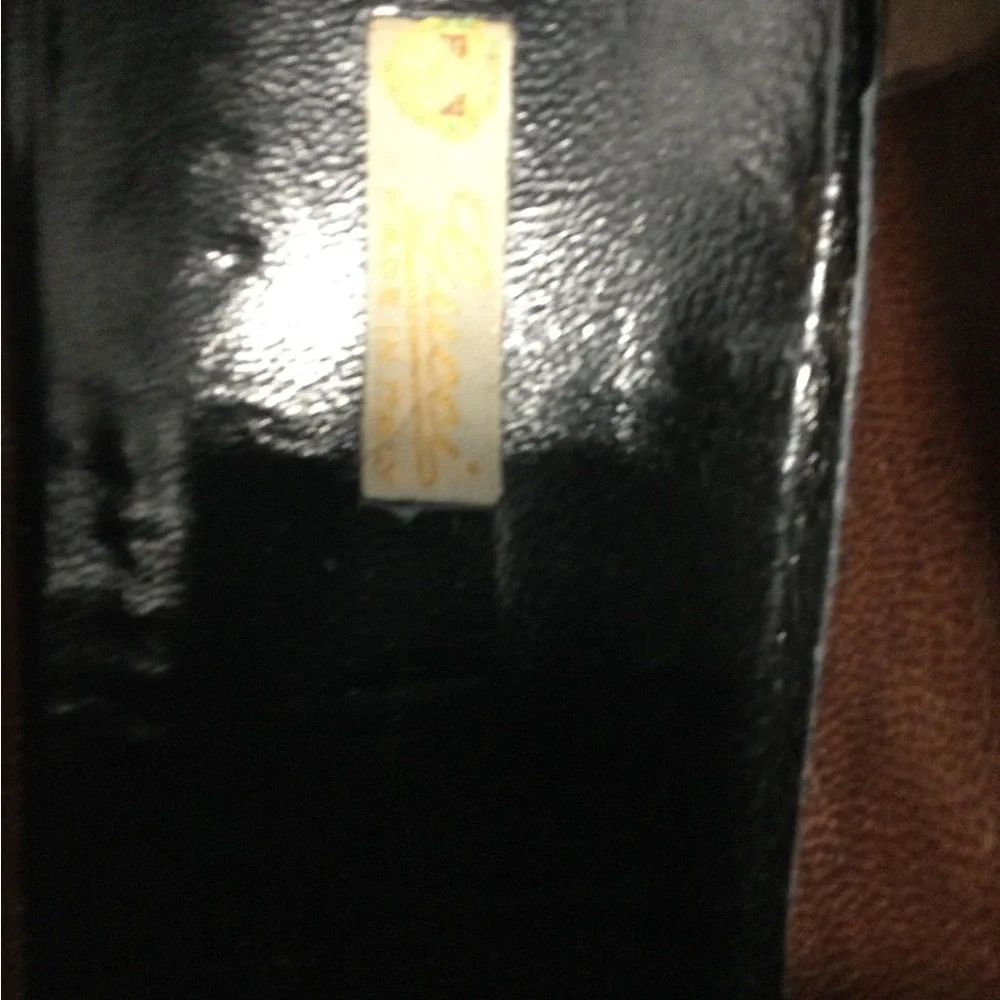 Gucci Black Leather Loafers with Gold G Buckle